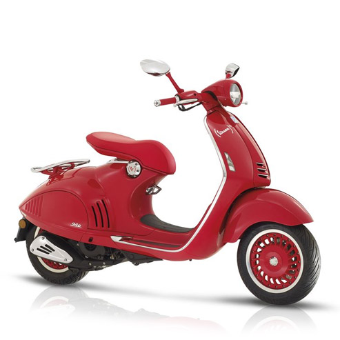 Vespa 946 Red